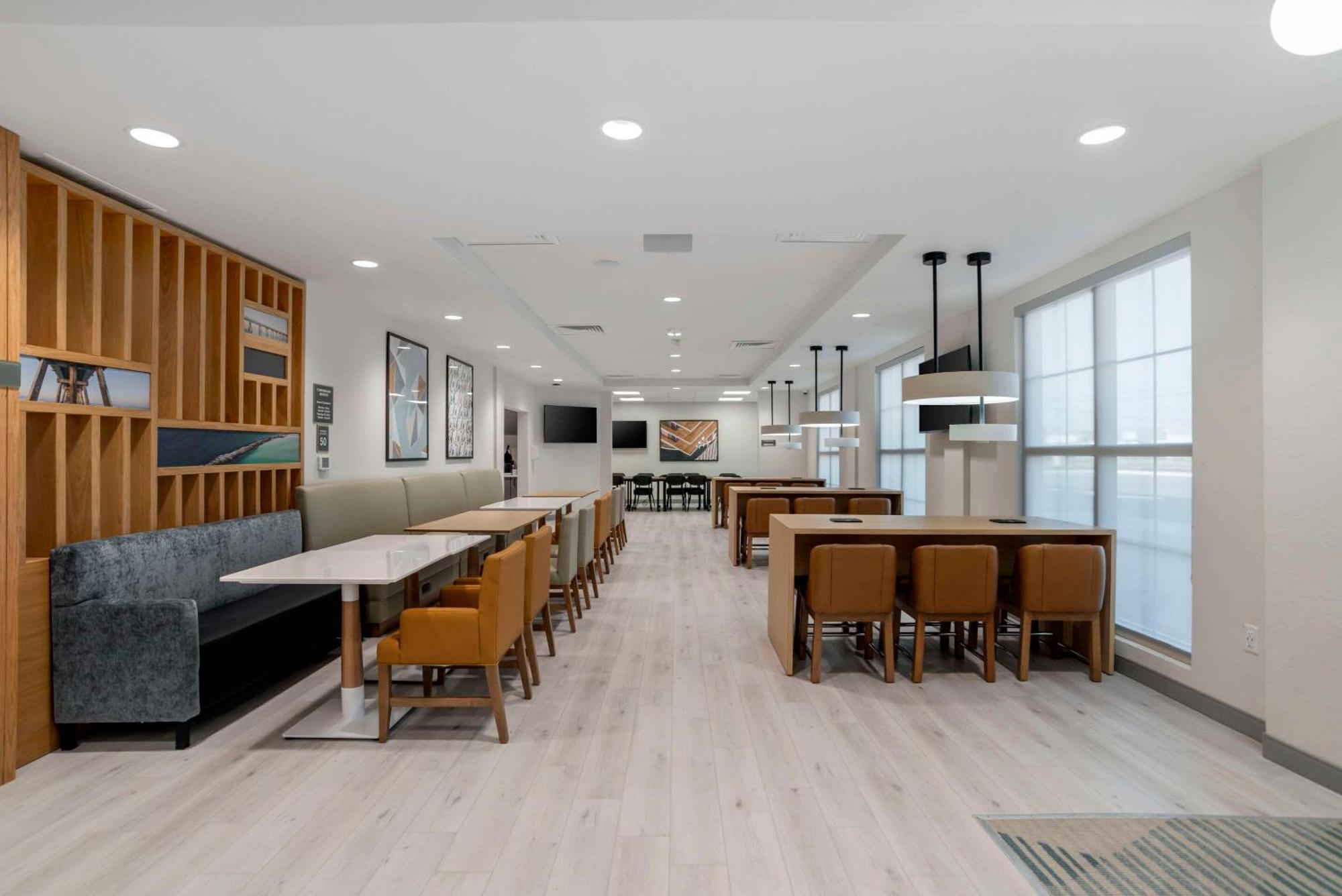 Comfort Inn & Suites Panama City Beach - Pier Park Area Eksteriør bilde